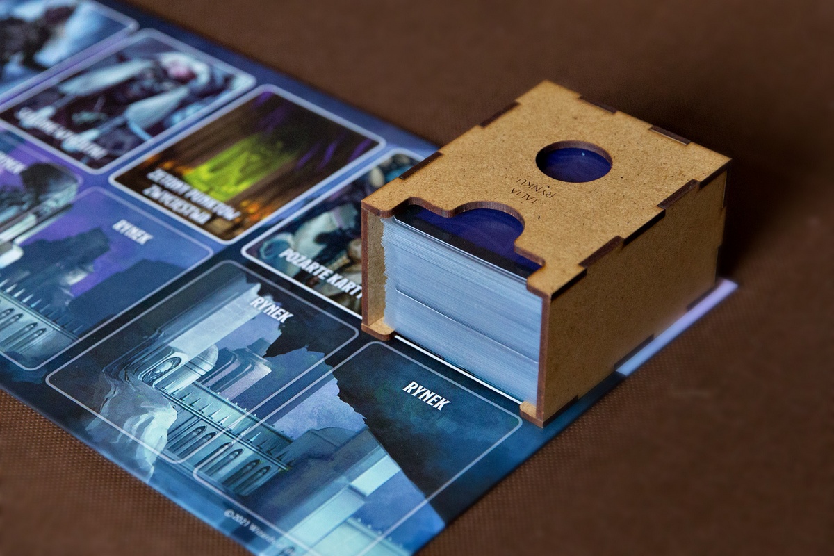 Insert pasujący do gry Tyrants of the Underdark