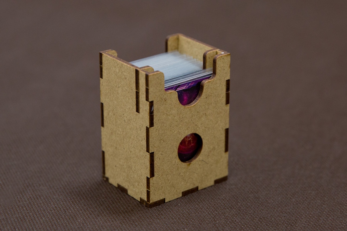 Insert do gry Twilight Imperium: Kraniec burzy - 1 pojemnik na karty planet oraz karty echa - wersja HDF