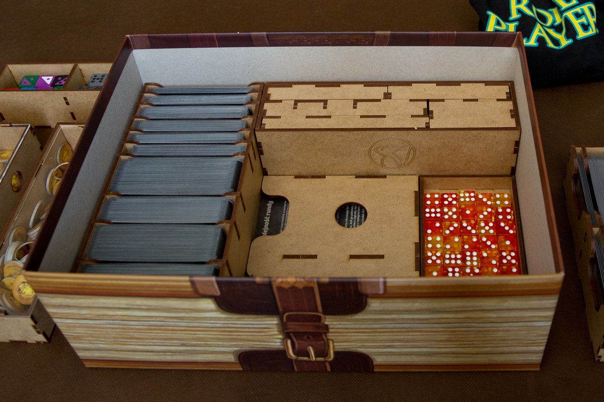 Insert pasujący do gry Roll Player - Big Box
