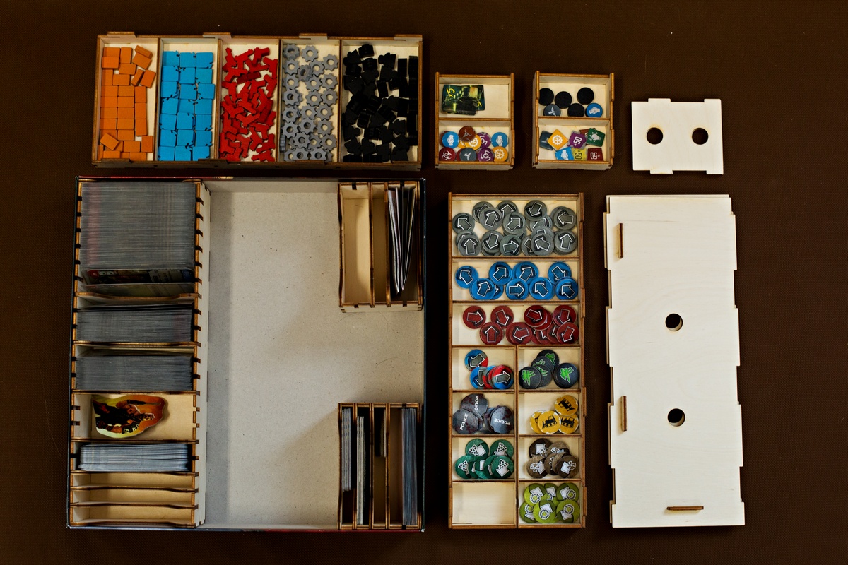 Insert pasujący do gry 51 Stan Master Set