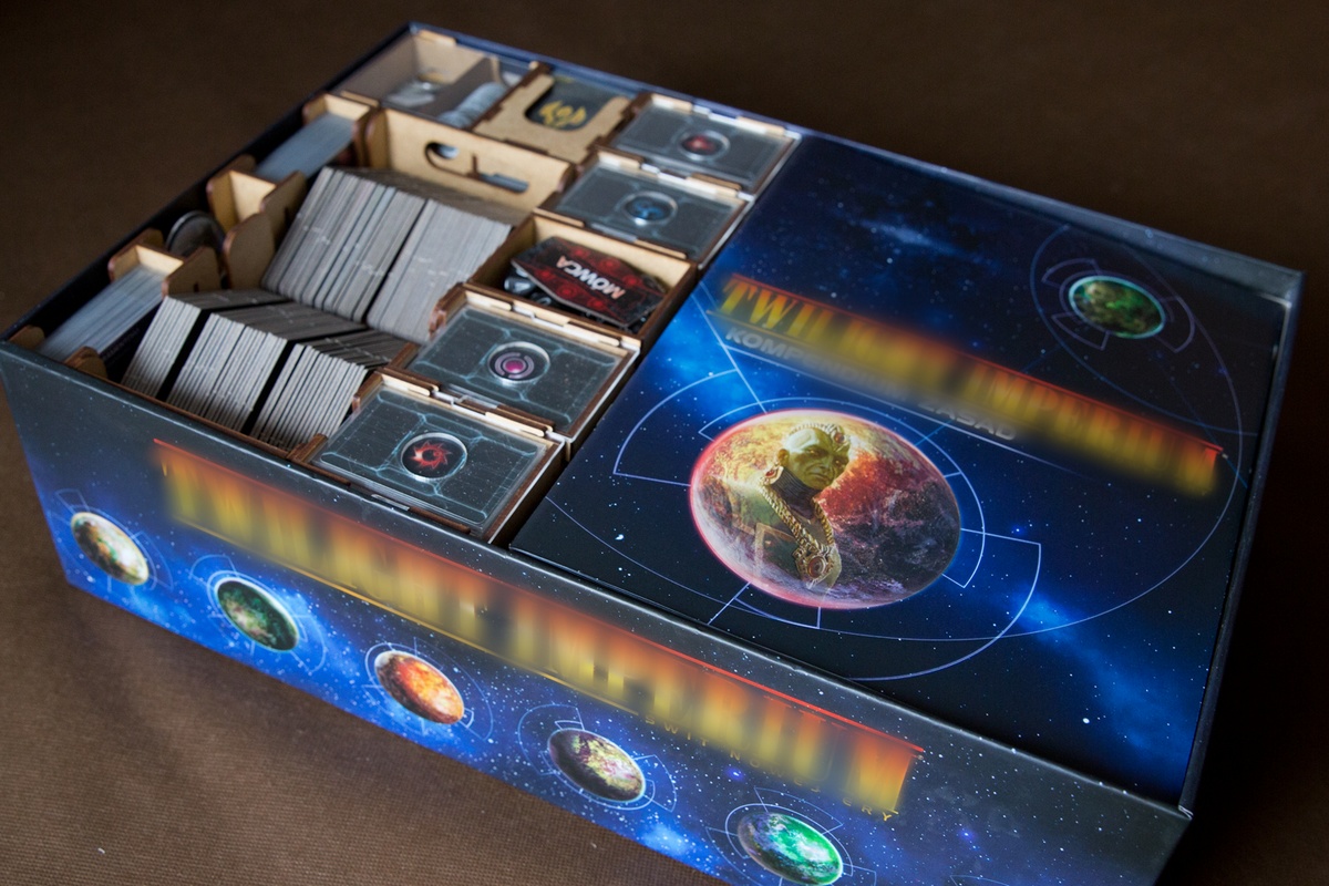 Insert do gry Twilight Imperium 4 - Ułożenie insertu w pudełu - wersja HDF
