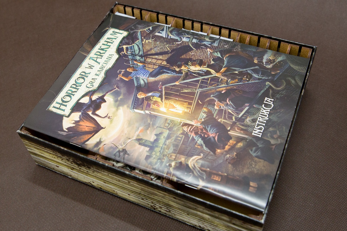 Insert do gry Horror w Arkham LCG - edycja 2026 - Ułożenie elementów w pudełku
