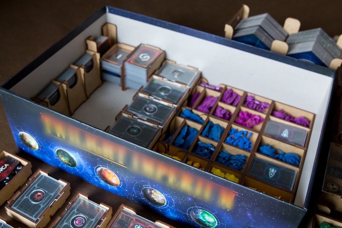 Insert do gry Twilight Imperium 4 - Ułożenie insertu w pudełu - wersja HDF