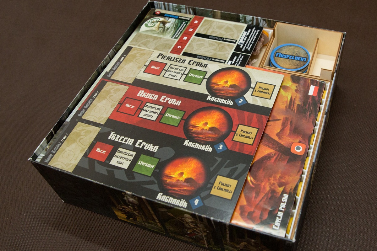 Insert do gry Blood Rage z dodatkami - Ułożenie elementów - wersja ze sklejki
