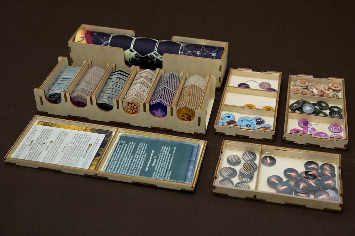 Insert pasujący do gry Neuroshima HEX BATTLE