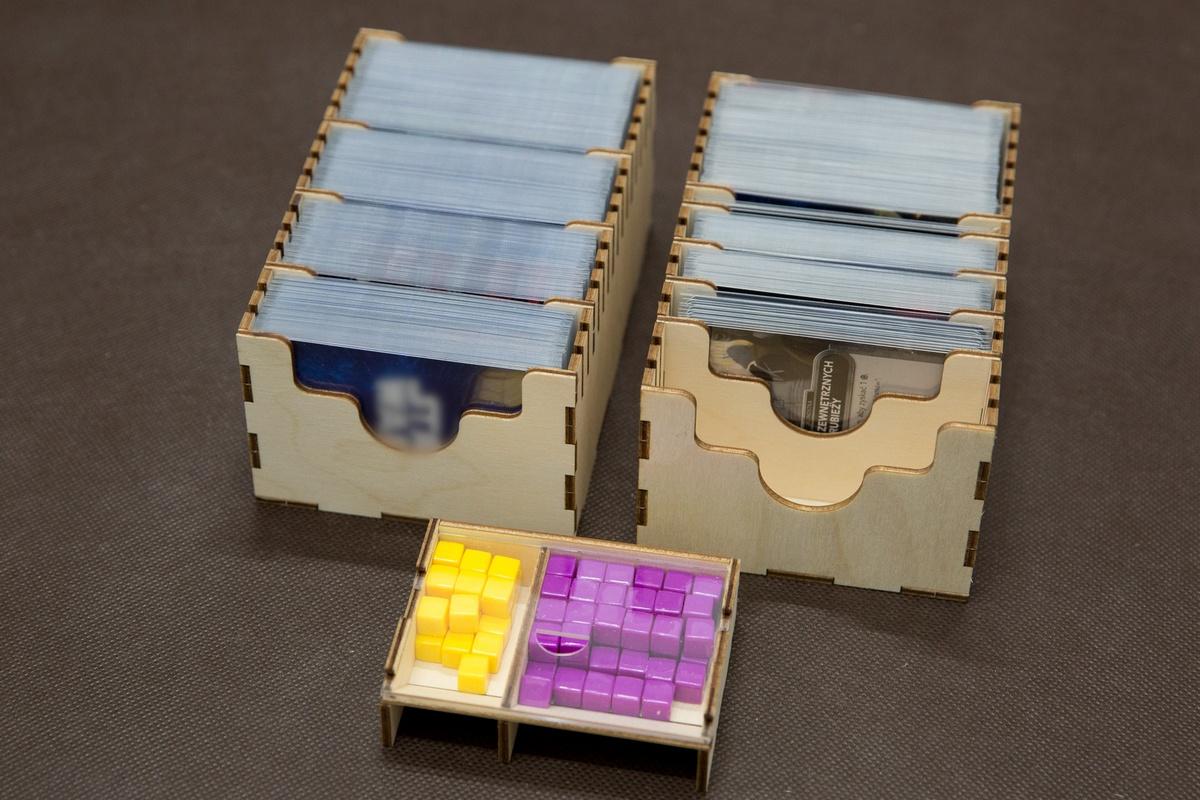 Insert pasujący do gry Star Wars Deckbuilding Game